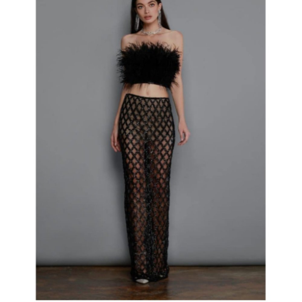 Bronx and Banco Coco Noir Skirt (XS) and Afiya Feather Top Noir (S)